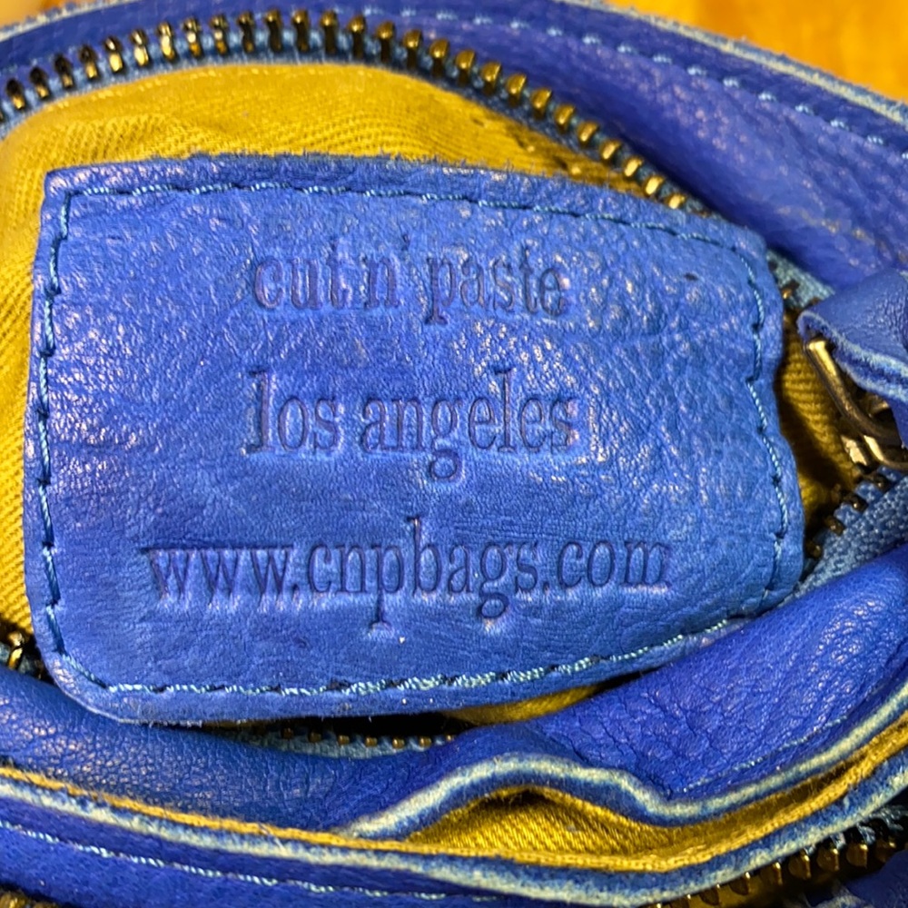 Cut N’Paste super soft leather crossbody mini bag - Picture 3 of 16